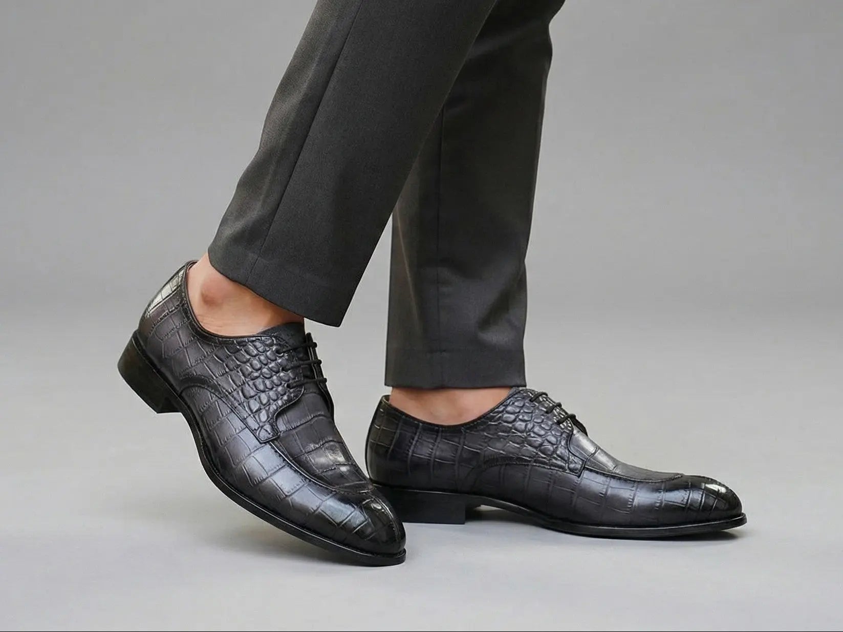 Allen II Embossed Split Toe Derby Carrucci