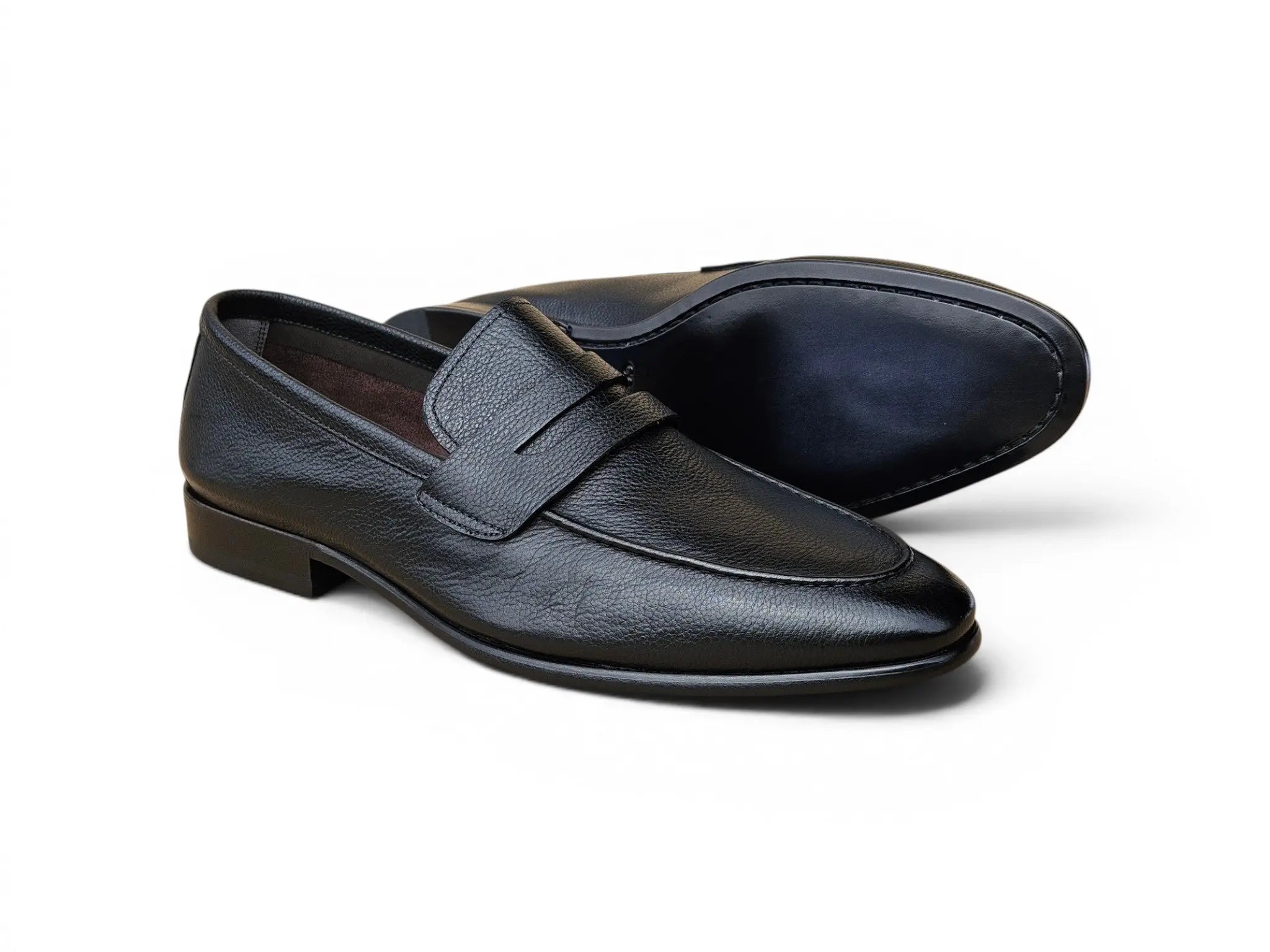 Axel Penny Loafer Tumble Leather Carrucci