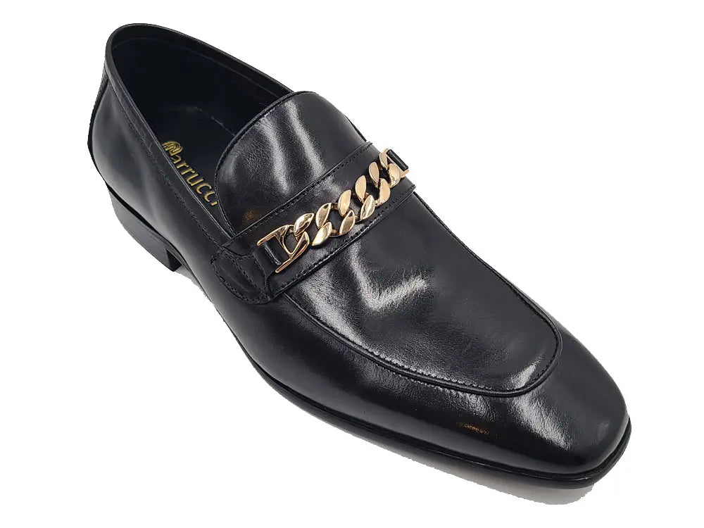 Beveled Squared Toe Loafer Carrucci
