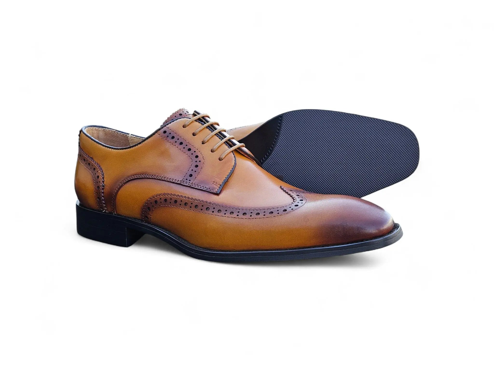 Blucher Style Wingtip Derby Carrucci