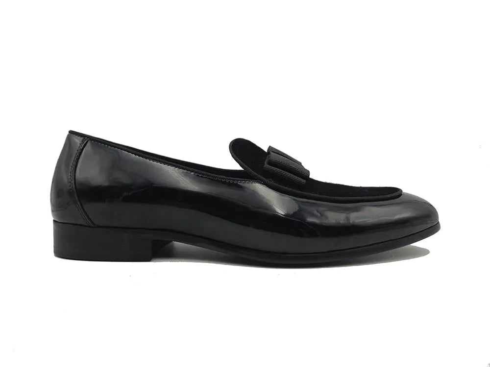 Bow Tie Patent Leather Formal Shoe Carrucci