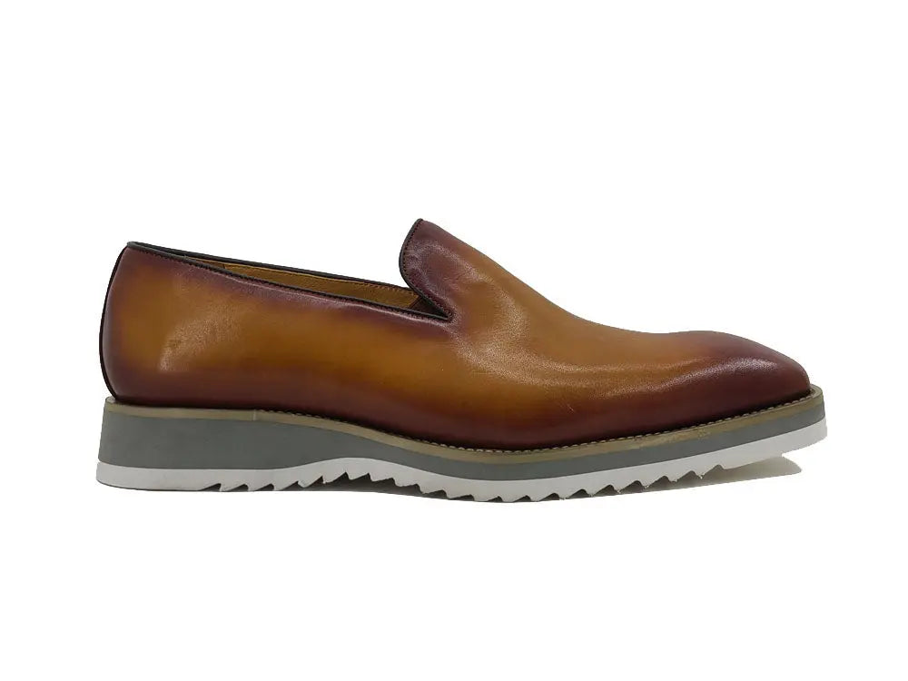 Burnished Wholecut Loafer Lightweight Sole Carrucci