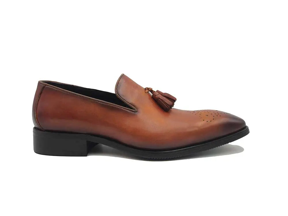 Burnished Wholecut Tassel Loafer Carrucci