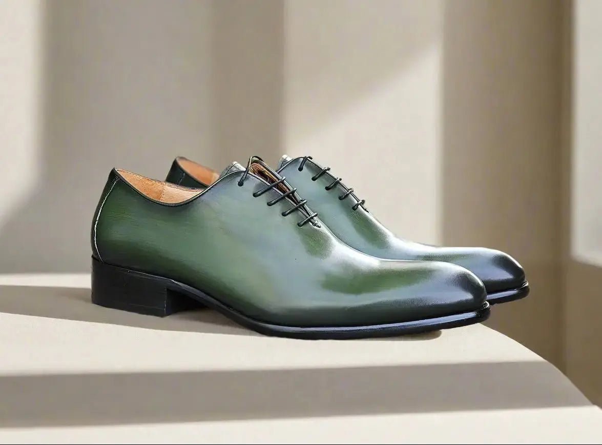 Calfskin Whole Cut Lace-up Oxford Carrucci
