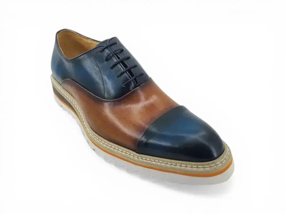 Five Eyelets Brogue Oxford Carrucci
