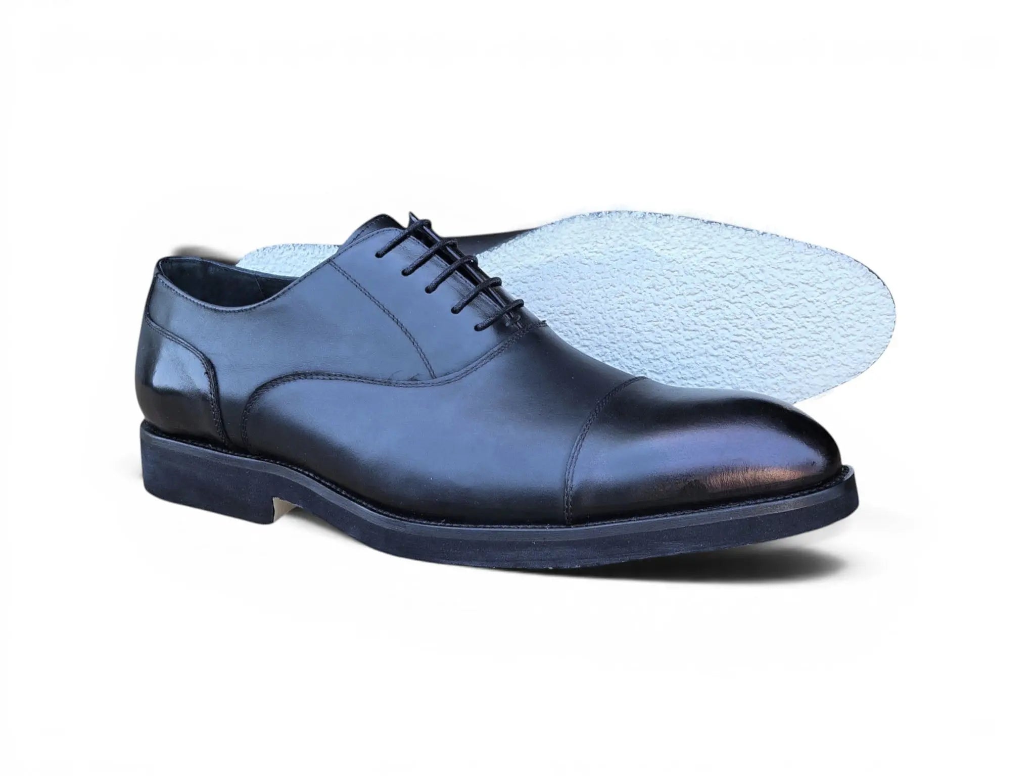 Cap Toe Oxford in Lightweight Sole Carrucci