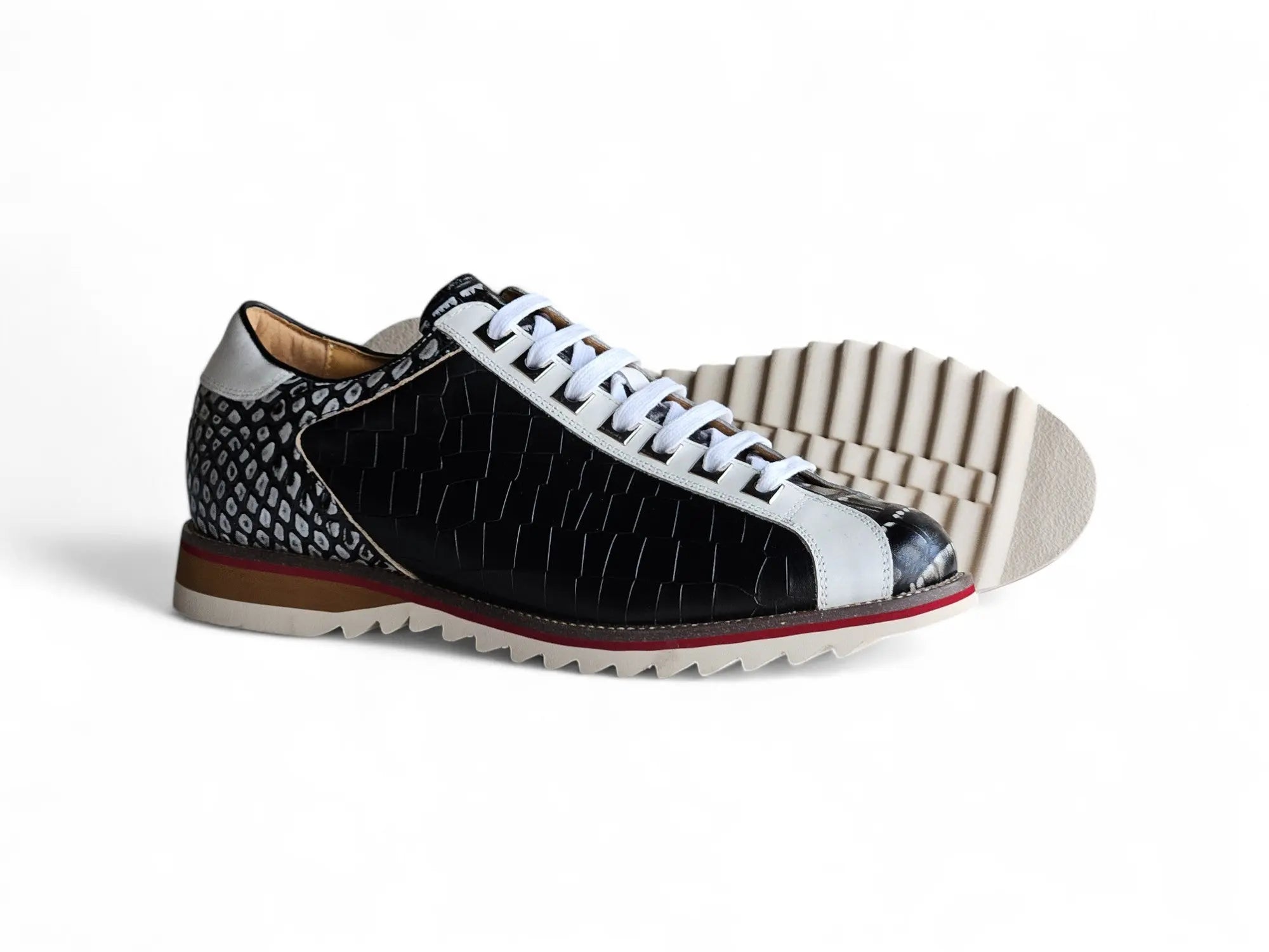 Carrucci Apex Explorer Sneaker Carrucci