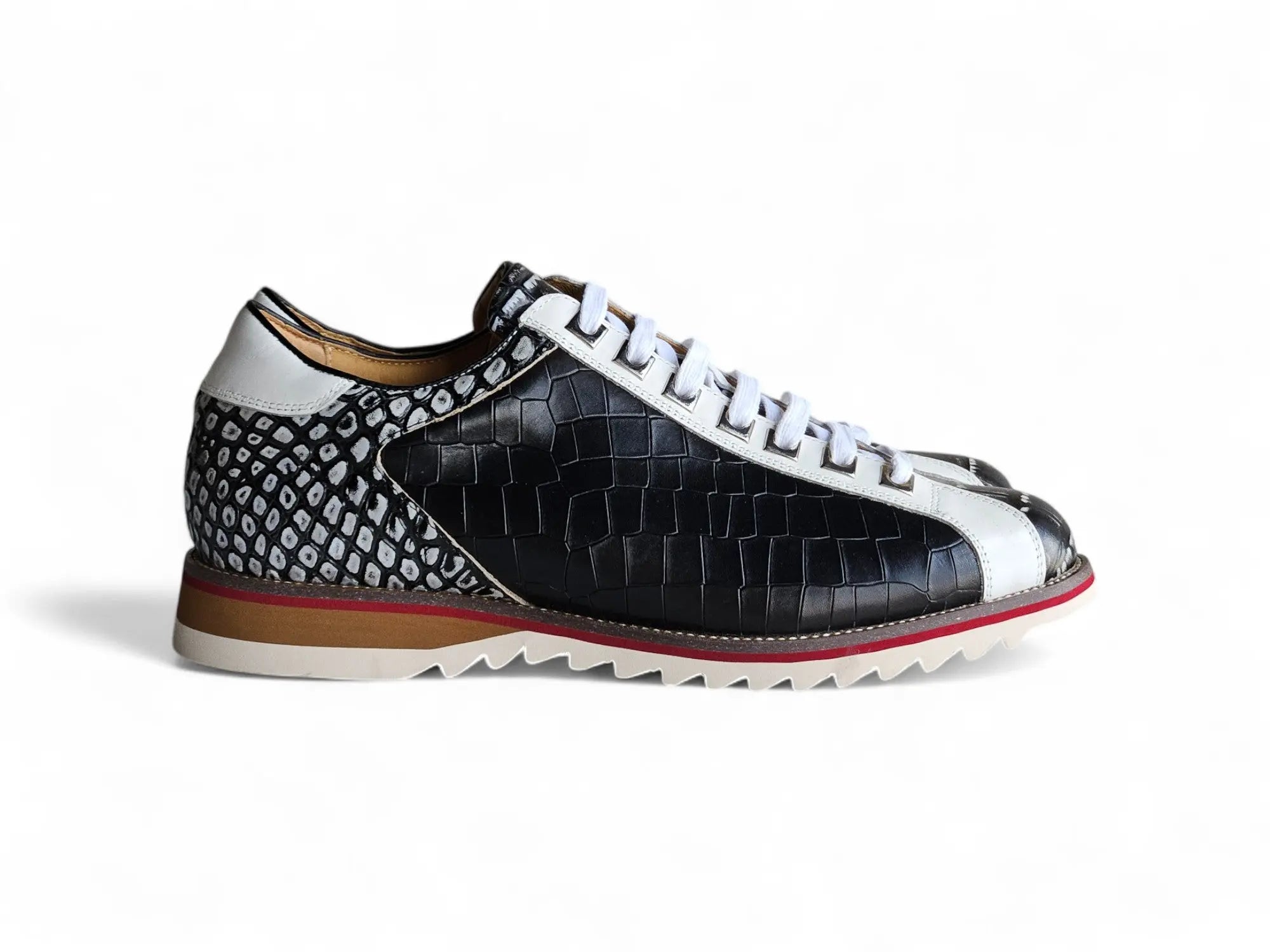 Carrucci Apex Explorer Sneaker Carrucci