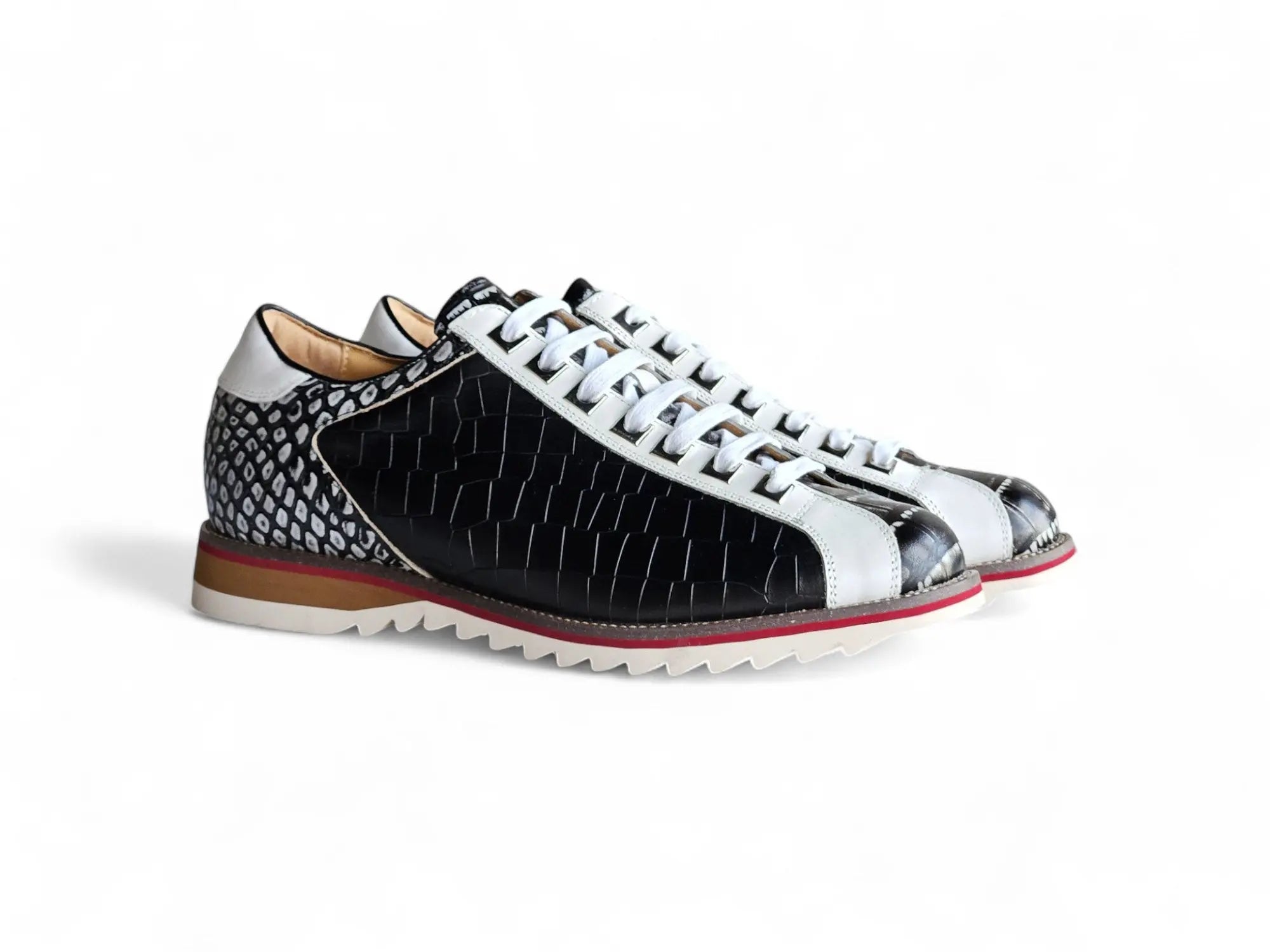 Carrucci Apex Explorer Sneaker Carrucci