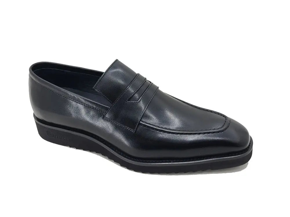 Chic Patina Burnished Penny Loafer Carrucci