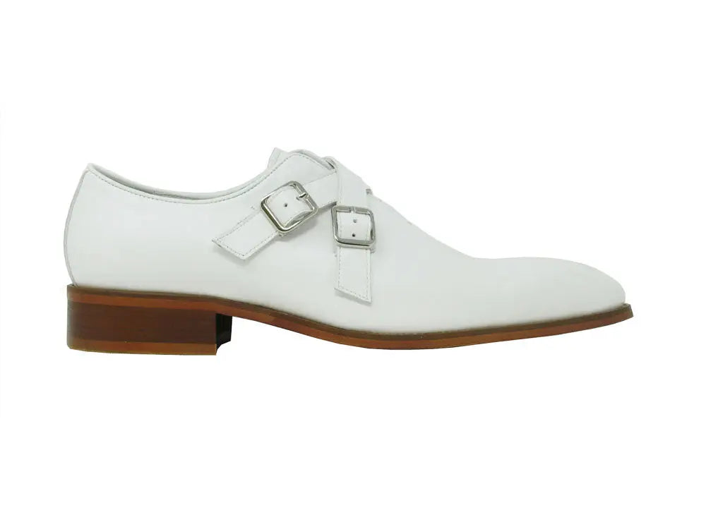 Cross Straps Wholecut Shoe Carrucci