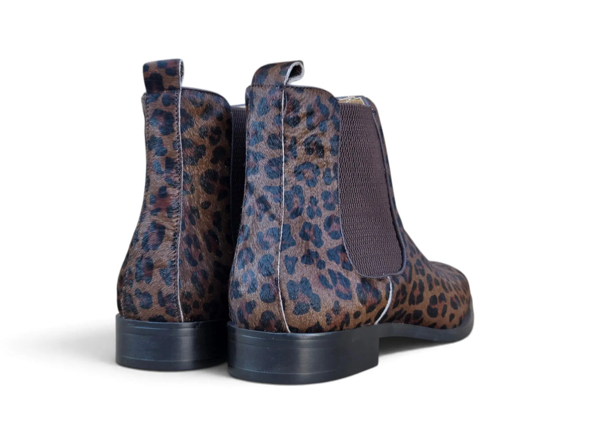 Dario Men's Cowhide Chelsea Boot Carrucci