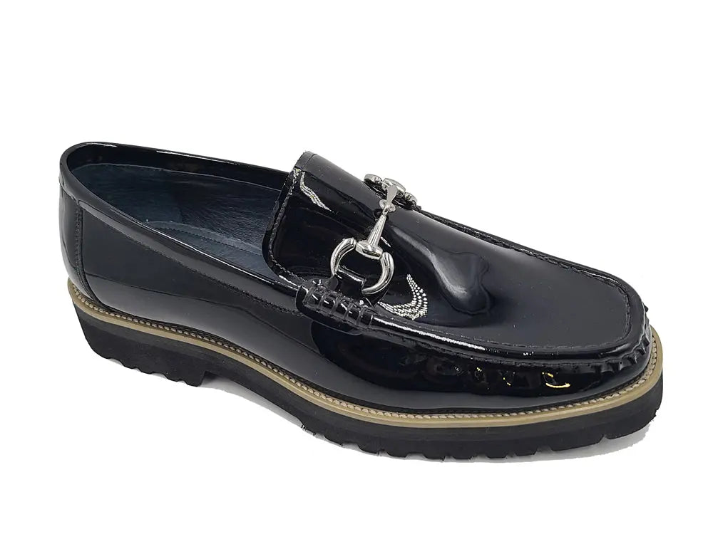 Elegant Patent Leather Horse Bit Loafer Carrucci