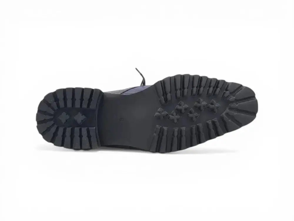 Embossed Chukka Boot Lug Sole Carrucci