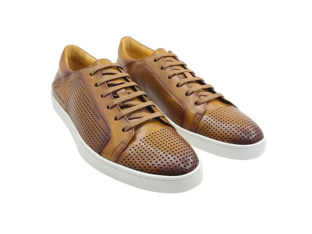 Fashion Lace-up Leather Sneaker Carrucci