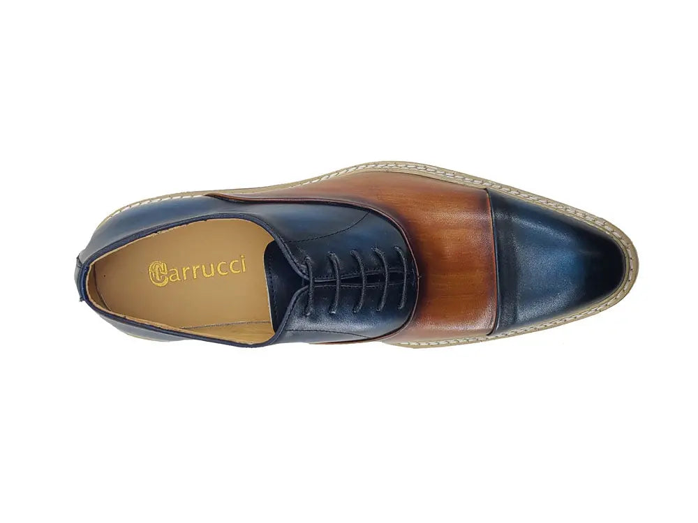 Five Eyelets Brogue Oxford Carrucci