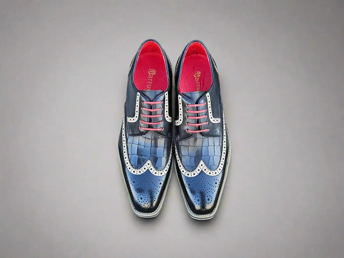 Gorgeous Lace-Up Oxford Carrucci