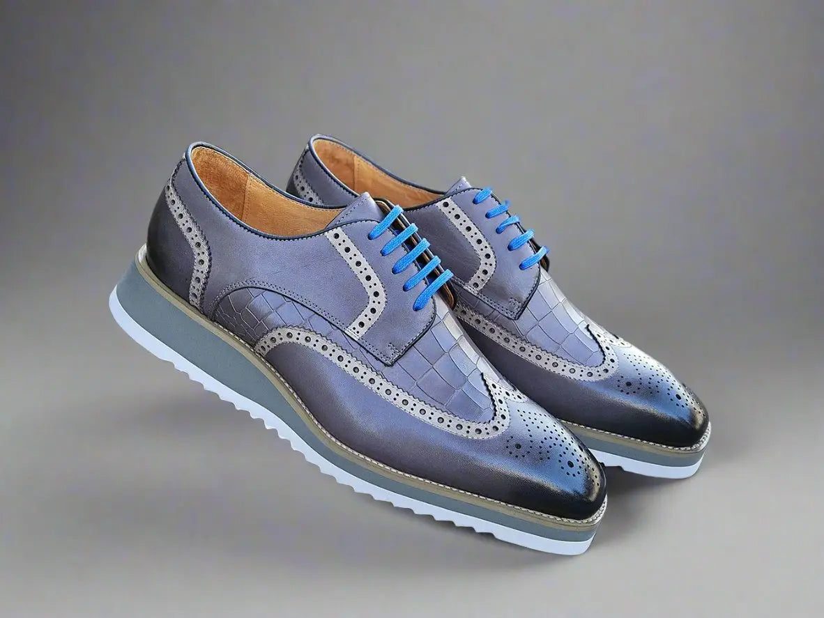 Gorgeous Lace-Up Oxford Carrucci