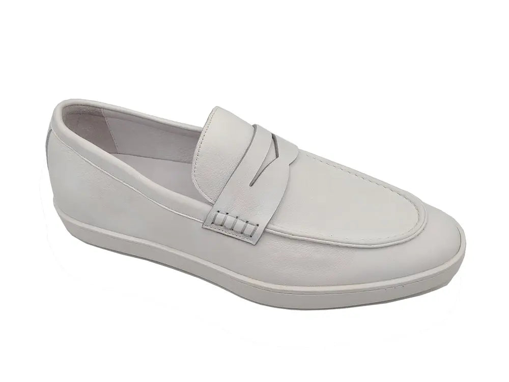 Gorgeous Patina Burnished Penny Loafer Sneaker Carrucci