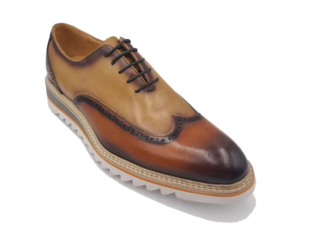 Gorgeous Two Tone Oxford Wingtip Carrucci