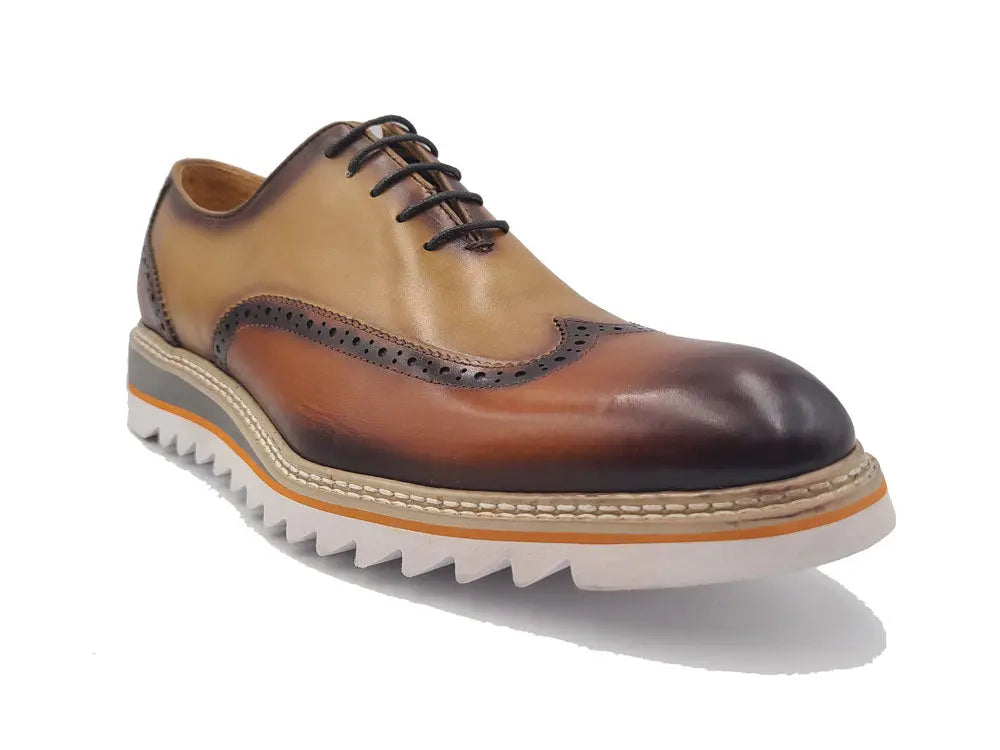 Gorgeous Two Tone Oxford Wingtip Carrucci