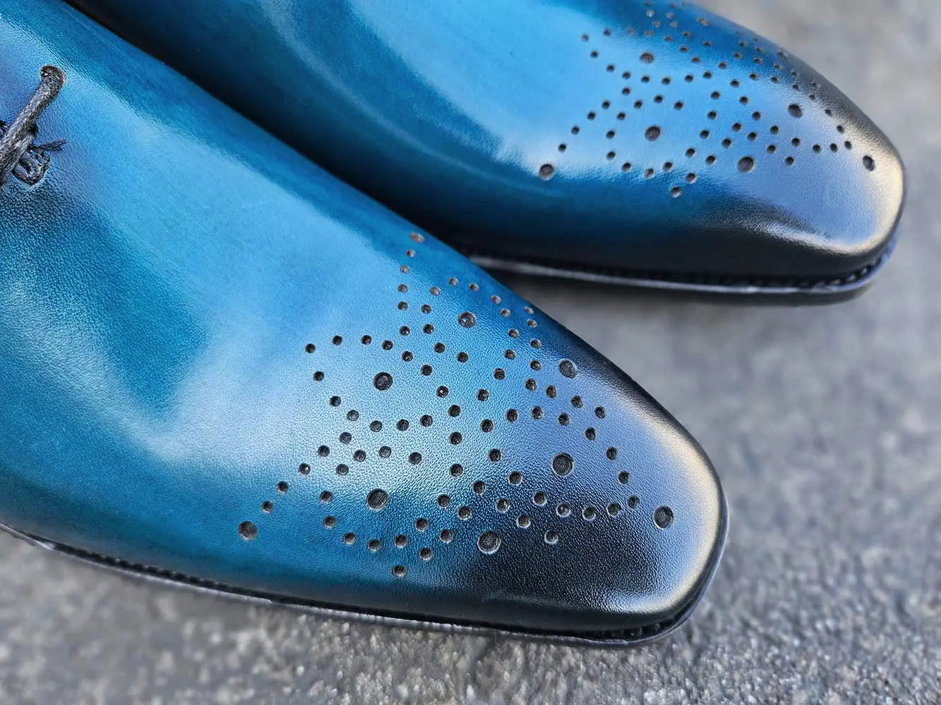 Hand Burnished Wholecut Calf Oxford Carrucci