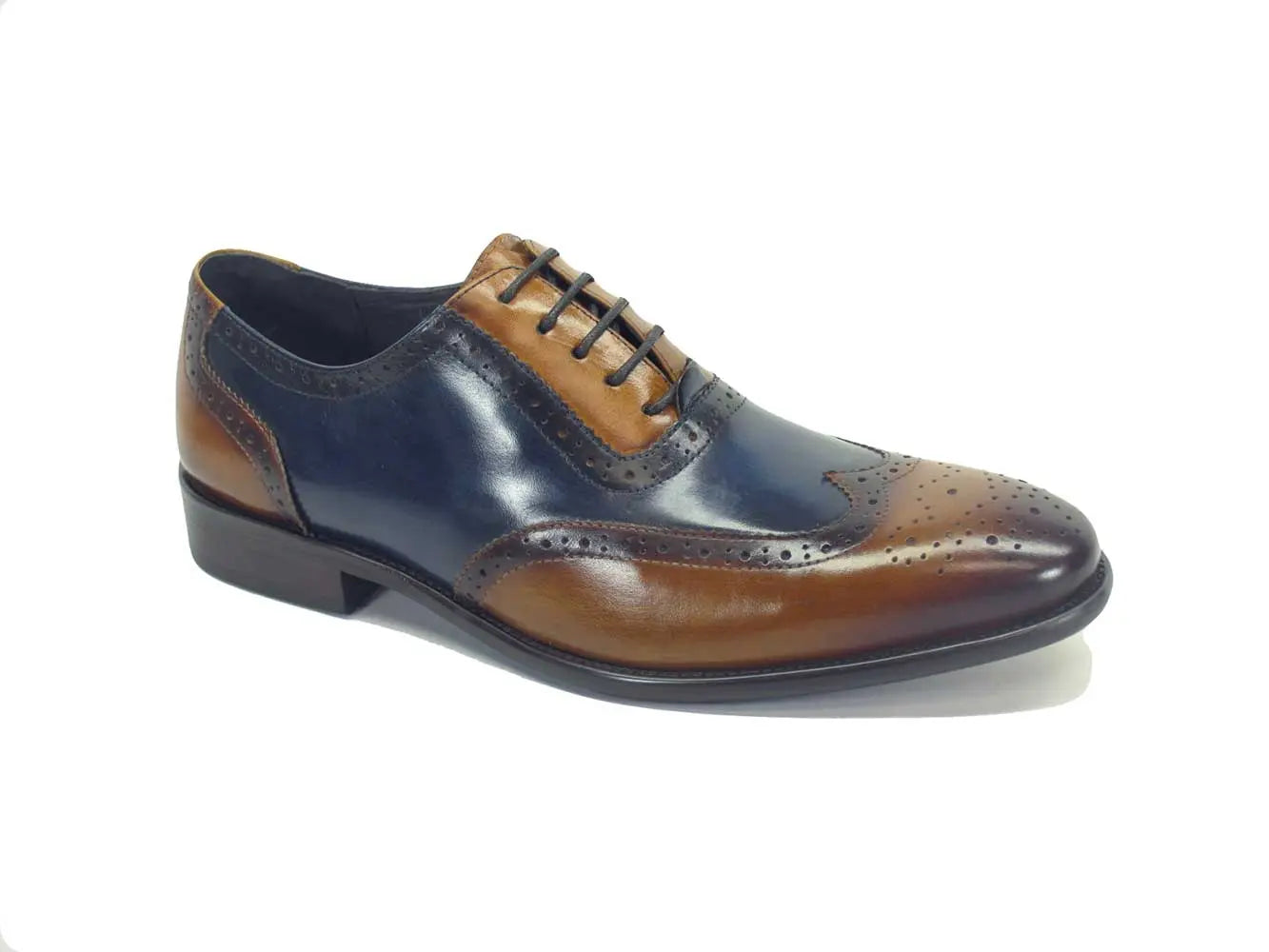 Hand Finished Wingtip Medallion Oxford Carrucci