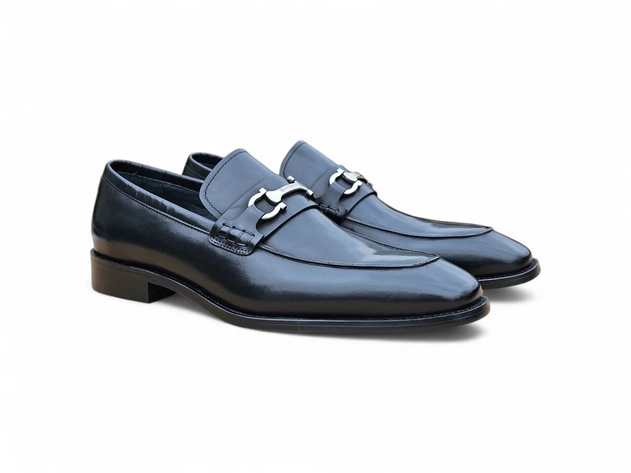 Horsebit Buckle Loafer KS509-38 Carrucci