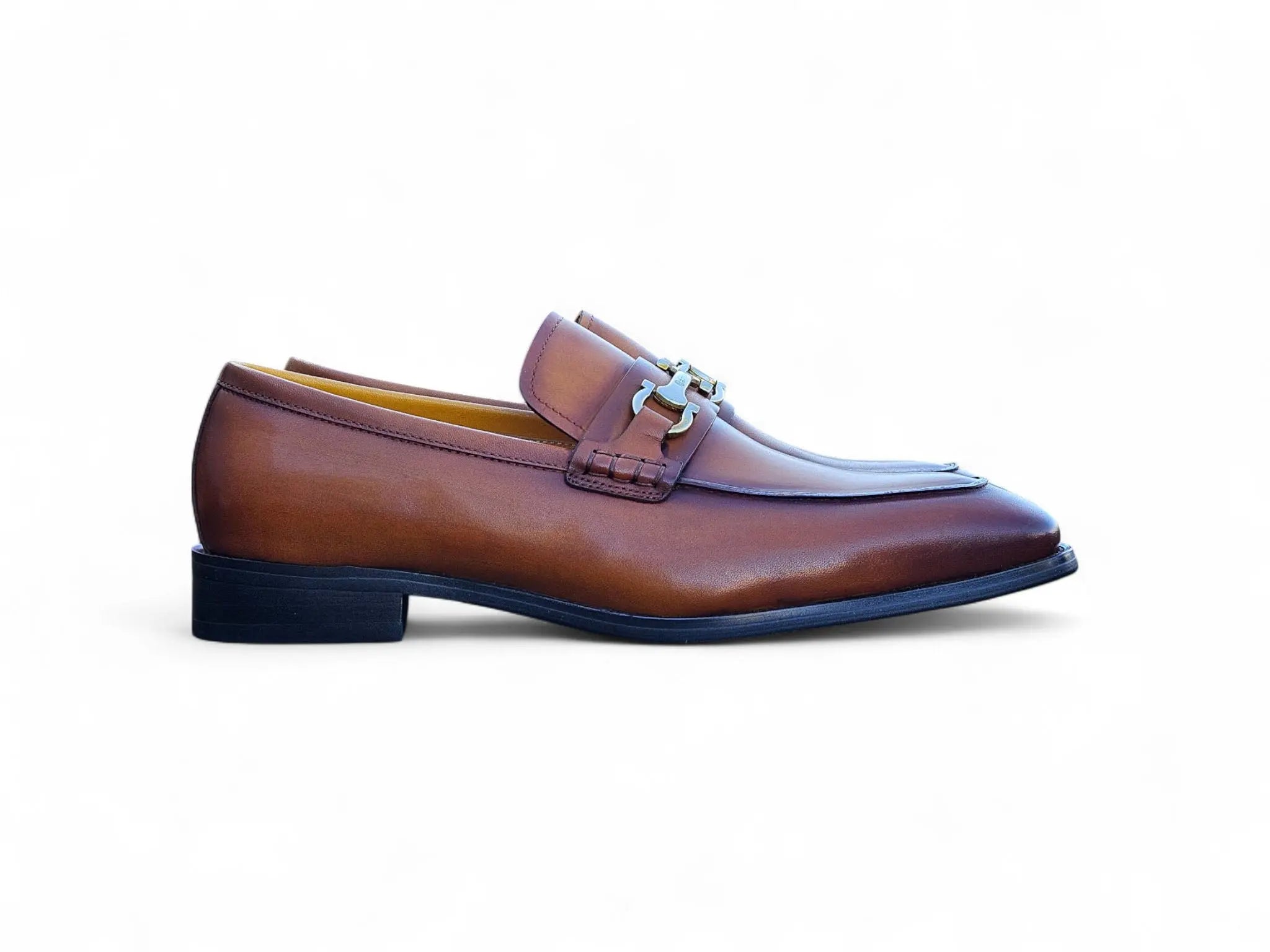 Horsebit Buckle Loafer KS509-38 Carrucci