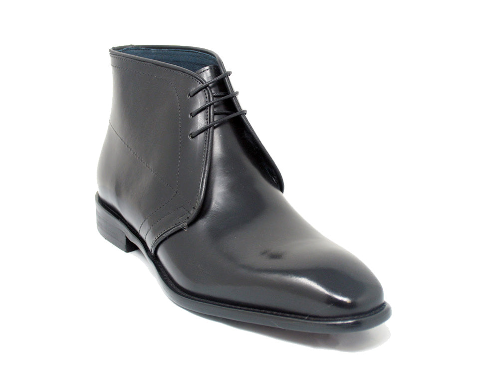 Carrucci Leather Chukka Boot
