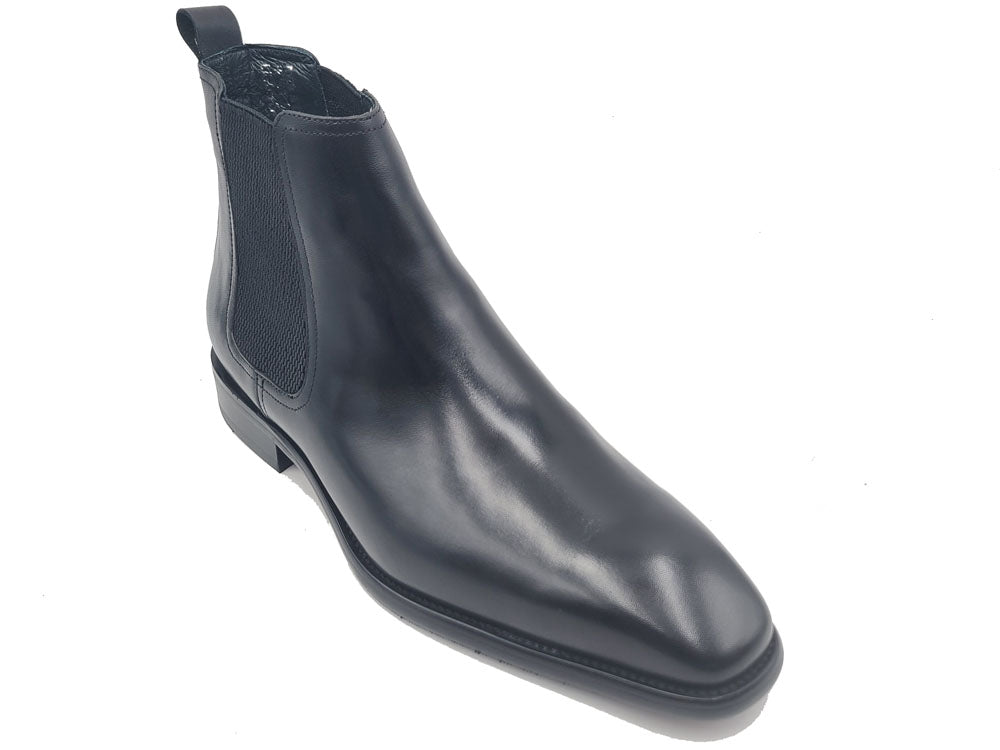 calfskin-leather-chelsea-boot