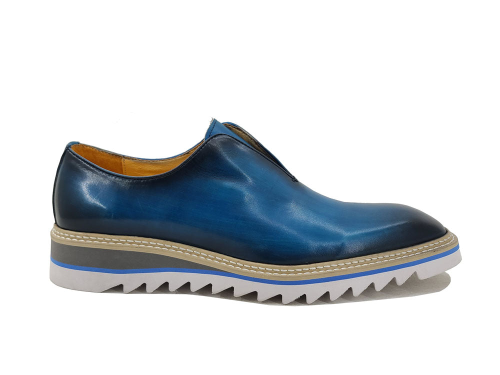 laceless-loafer-with-contrast-color-lightweight-sole
