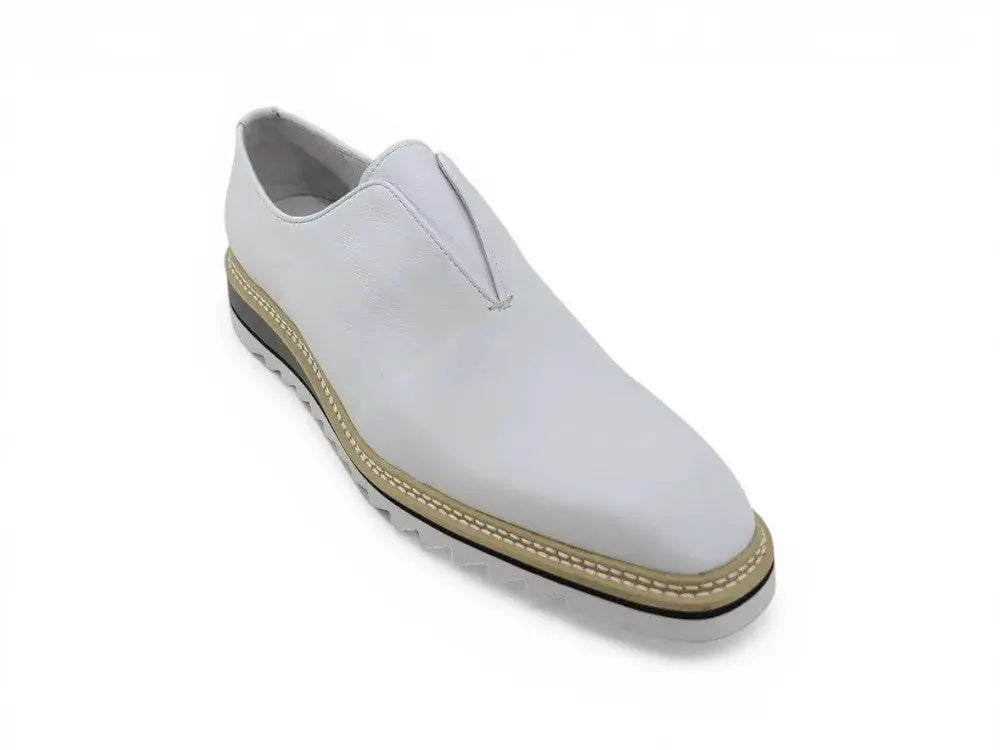 laceless-loafer-with-contrast-color-lightweight-sole