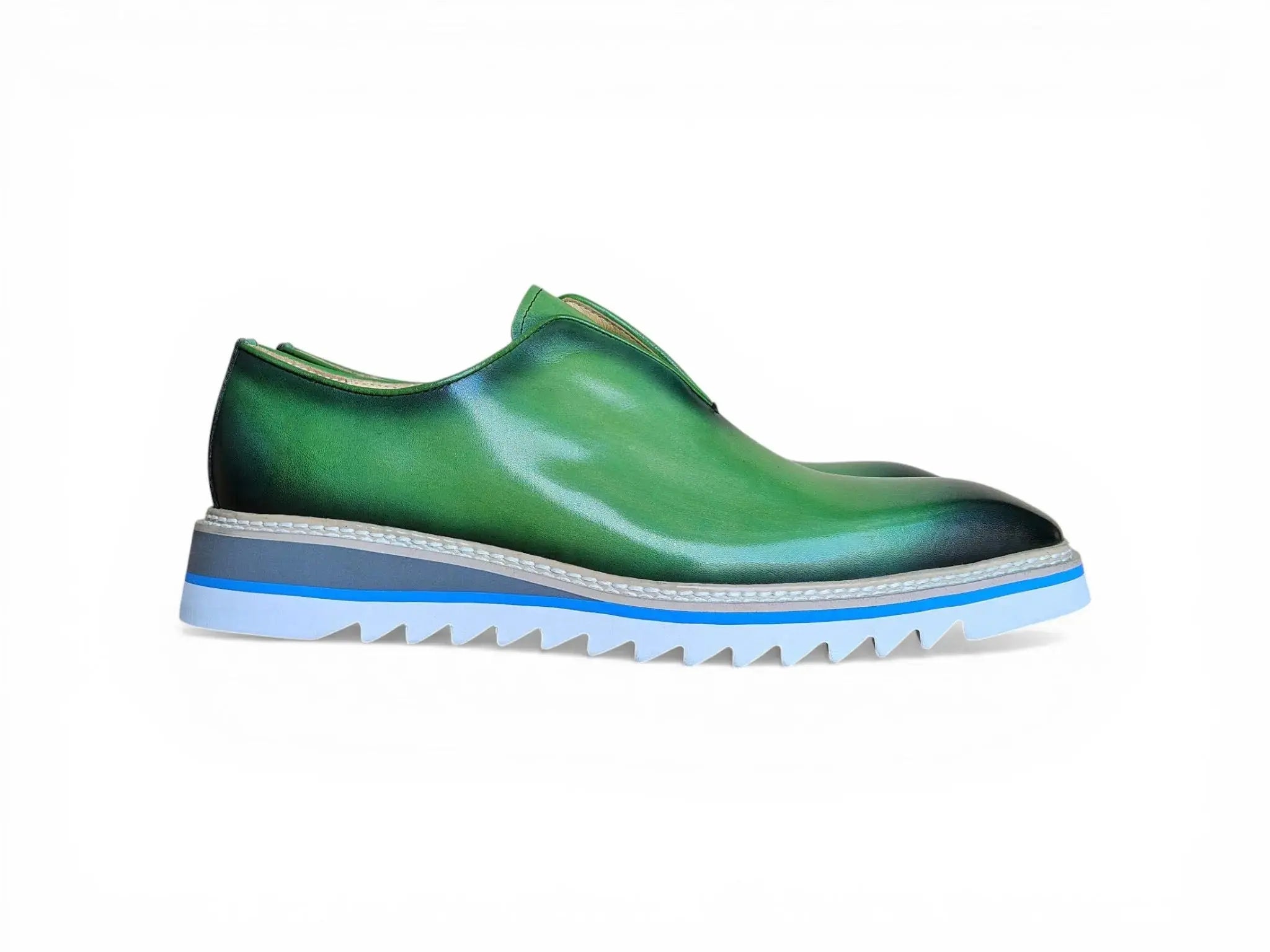 Laceless Loafer with Contrast color lightweight sole Carrucci