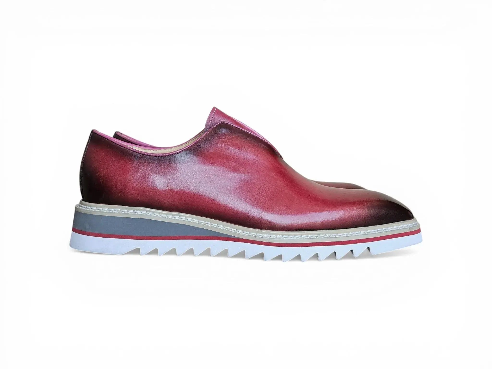 Laceless Loafer with Contrast color lightweight sole Carrucci