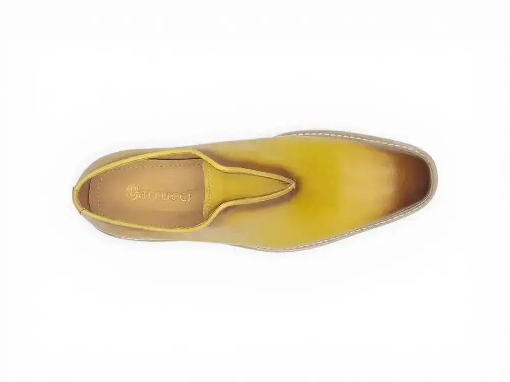 Laceless Loafer with Contrast color lightweight sole Carrucci