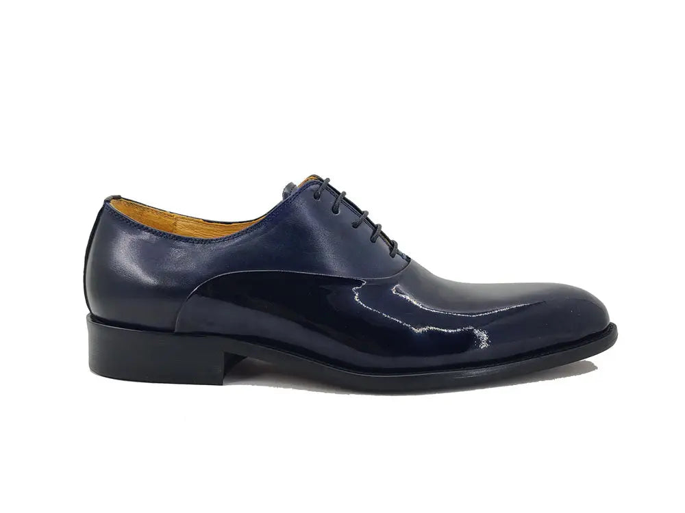 Mix Media Patent Leather Oxford Carrucci