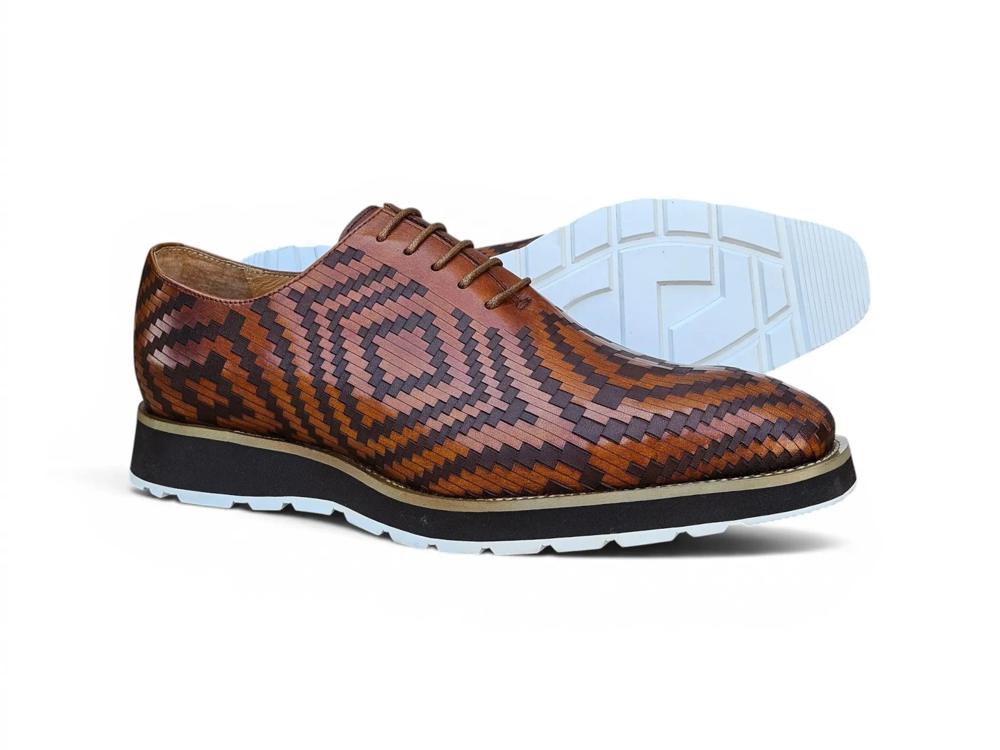 Mosaic Leather Oxford Carrucci