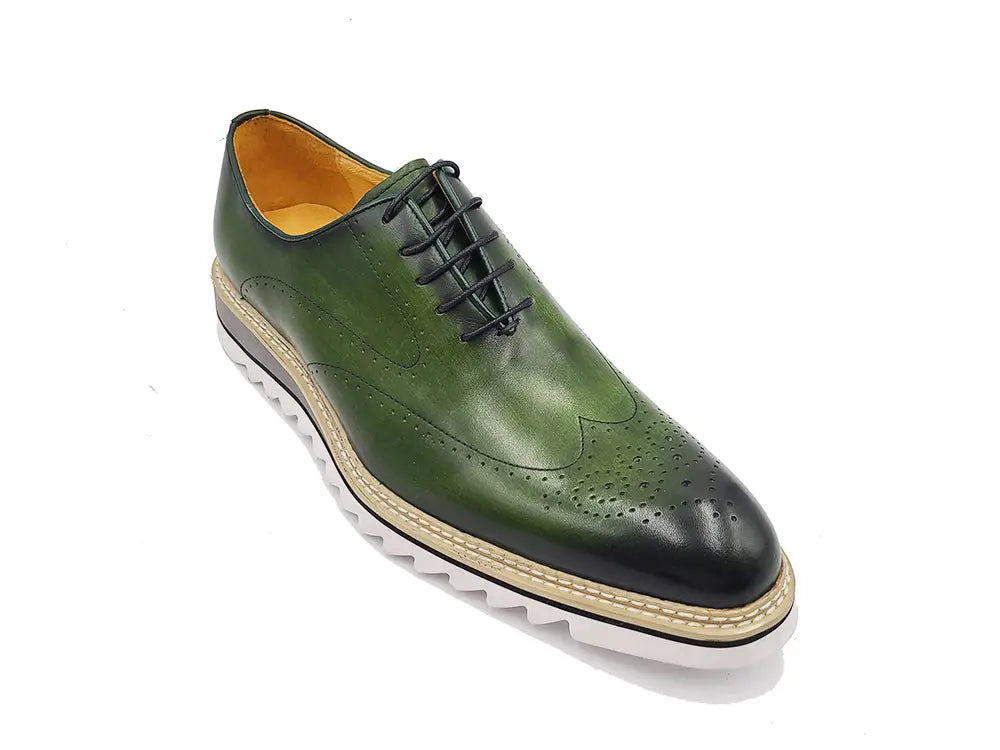 Patina Wing-tip Oxford with Medallion on Toe Carrucci
