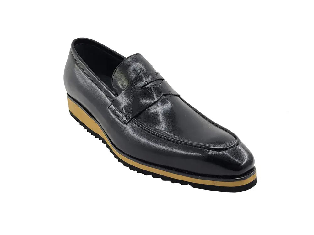 Penny Loafer with Lightweight Sole Carrucci