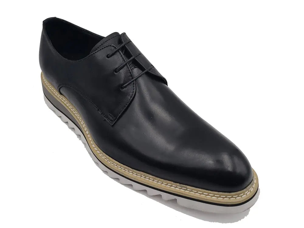 Plain Toe Blucher Style Oxford Carrucci