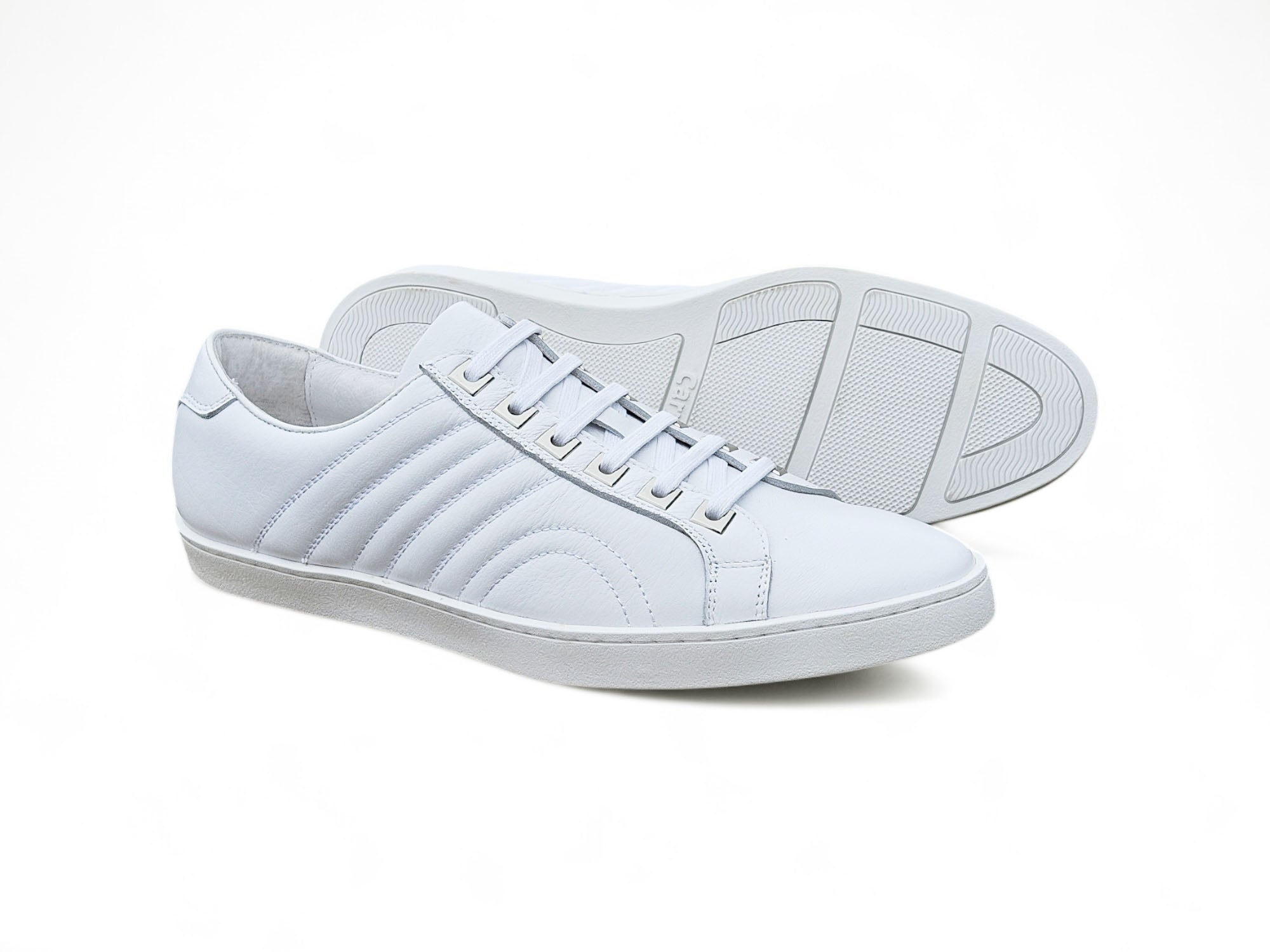 Primo Hand Burnished Leather Sneakers Carrucci