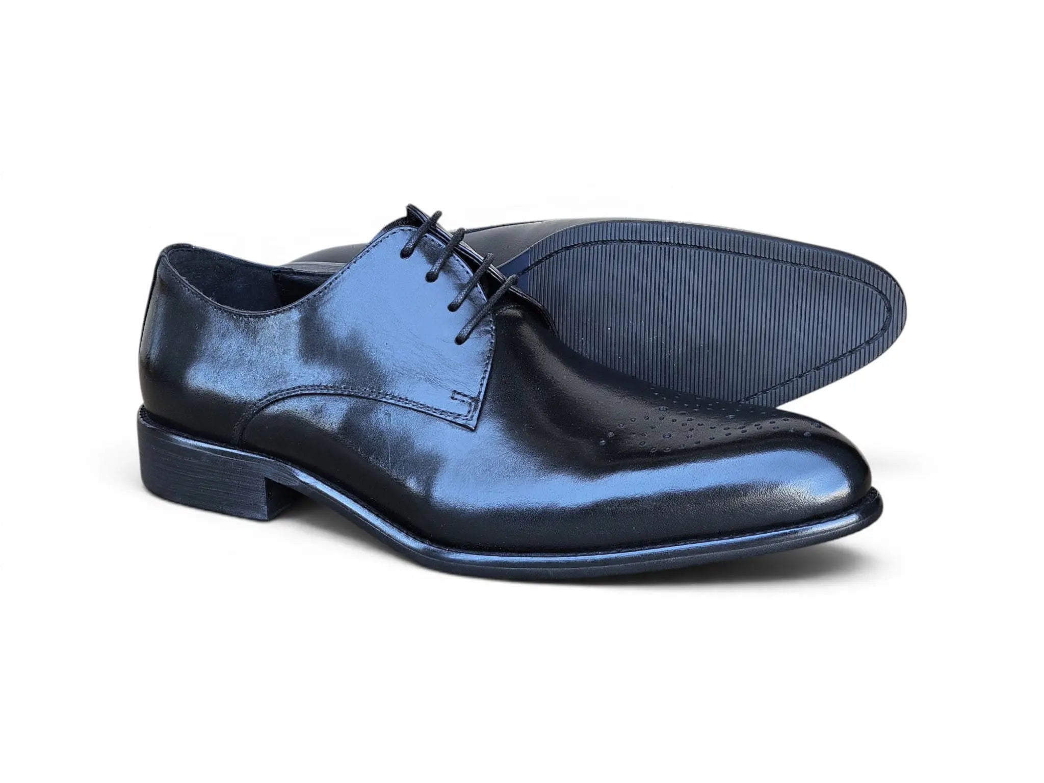 Signature Burnished Lace-up Derby Carrucci