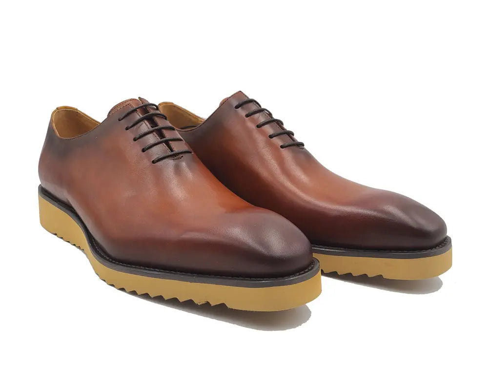 Signature Wholecut Oxford With Lightweight Sole Carrucci