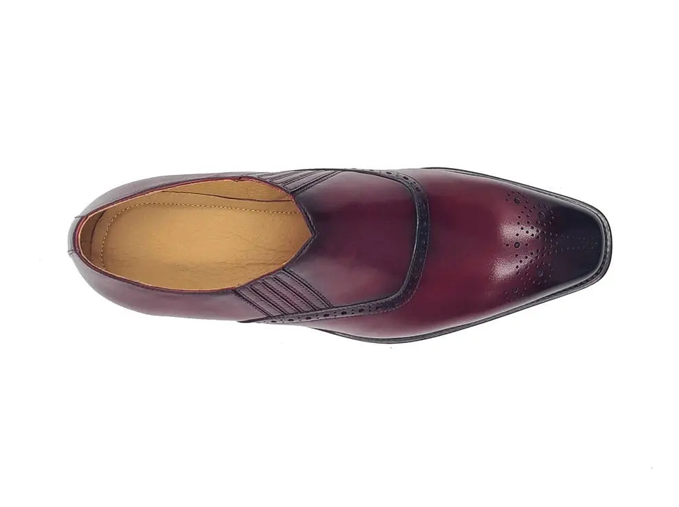 Slip-on Loafer with medallion Carrucci