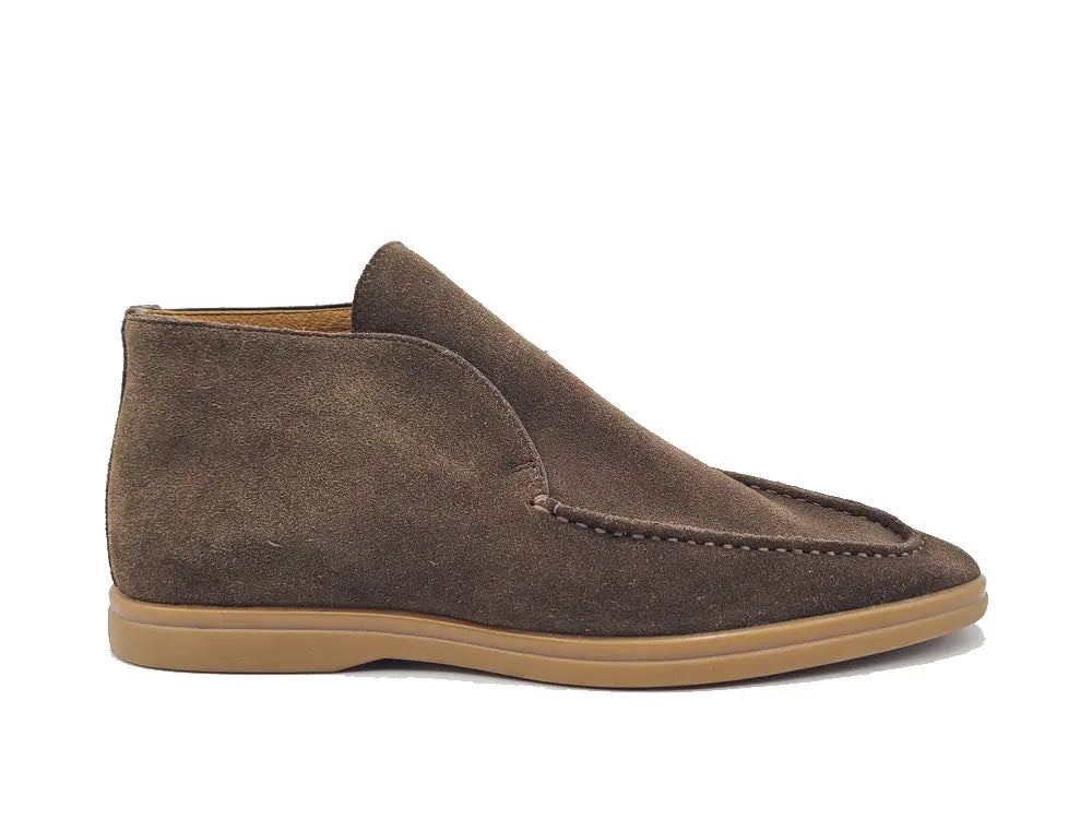 Soft Suede Comfort Loafer Carrucci