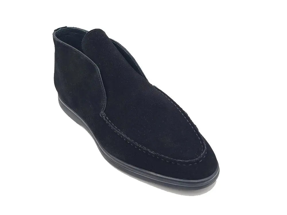Soft Suede Comfort Loafer Carrucci