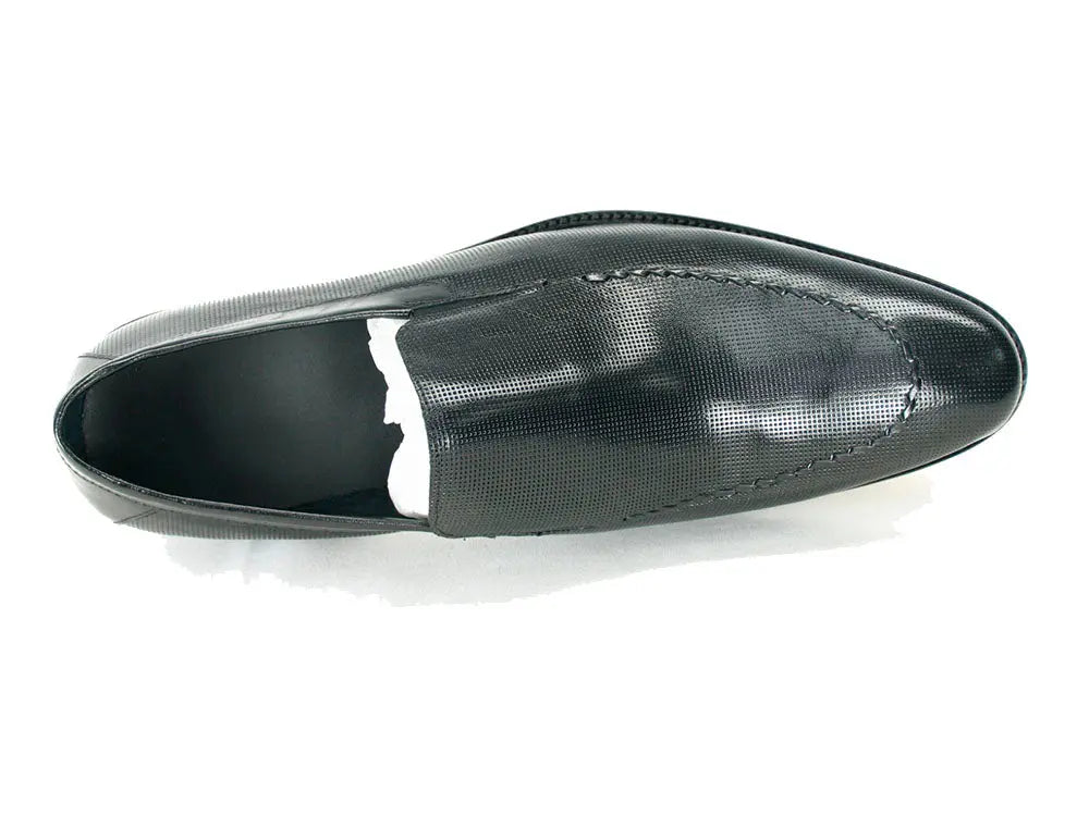 Textured Leather Loafer Carrucci