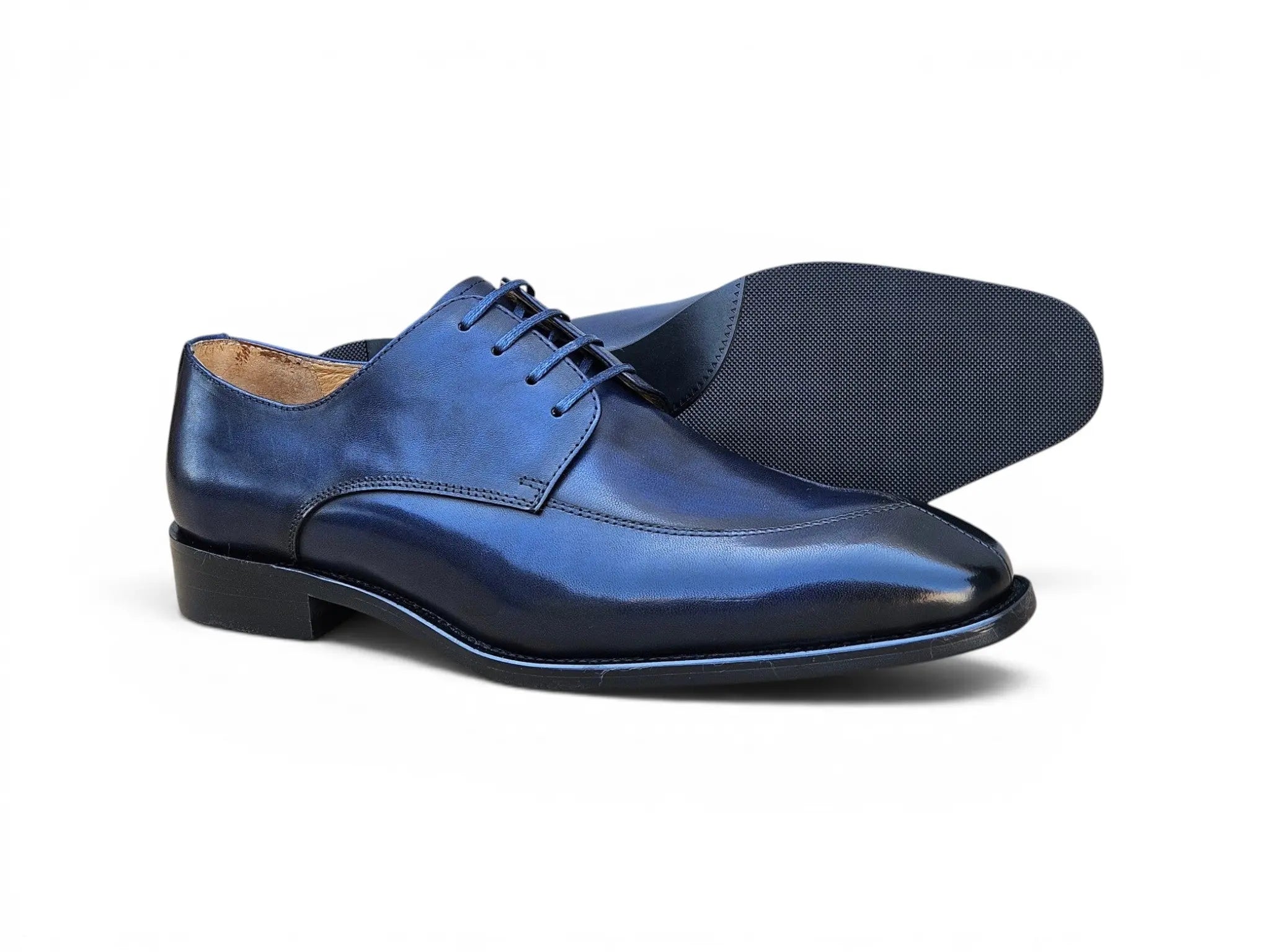 The Beaumont Split Toe Derby Carrucci Shoes