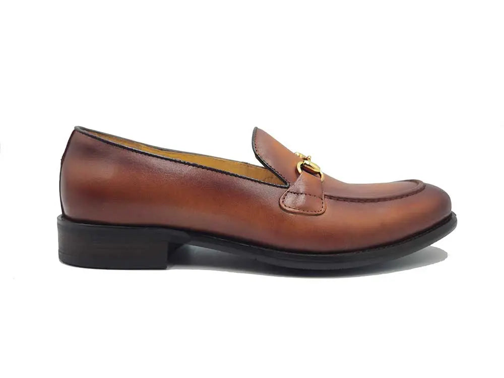Timeless Buckle Loafer Carrucci